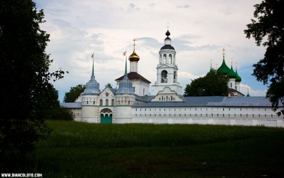 Когда исполните все повеленное вам, говорите: мы рабы ничего не стоящие, потому что сделали, что должны были сделать